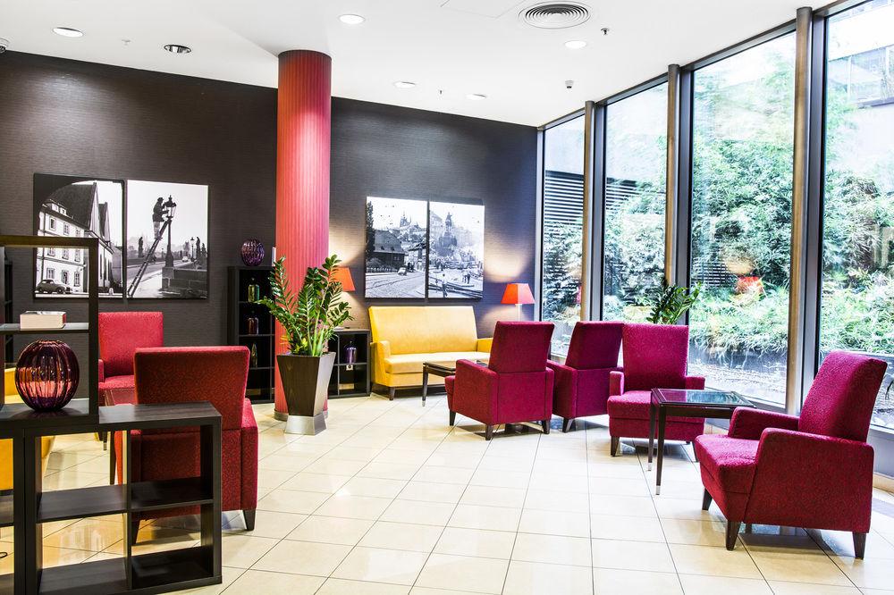 Courtyard By Marriott Prague City Bagian luar foto